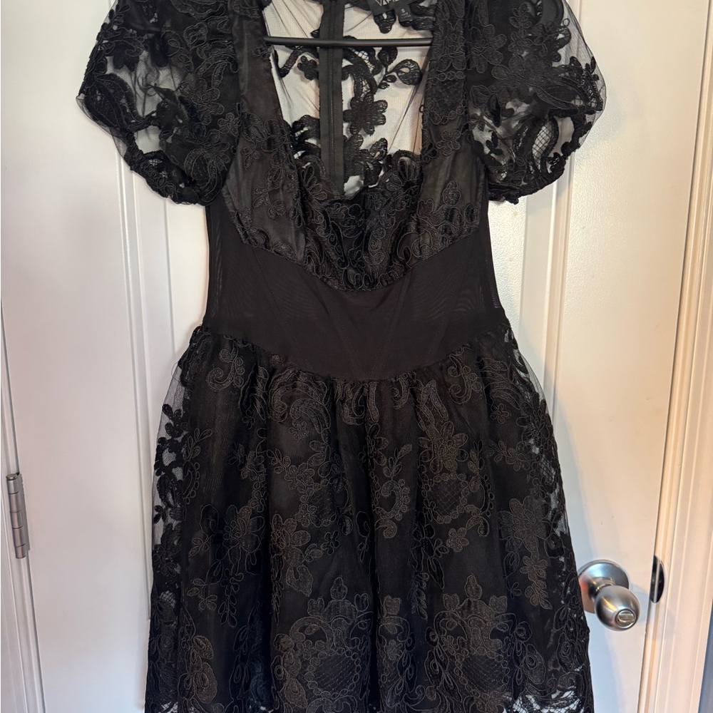 Elegant Black Lace Dress